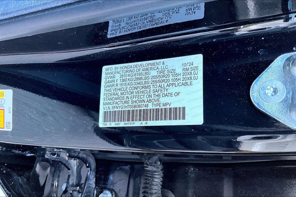 Certified 2025 Honda Pilot Touring image 14