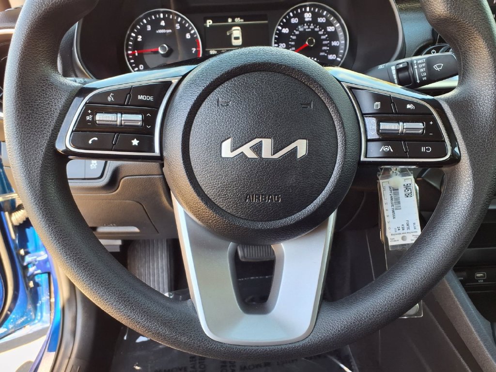 Certified 2024 Kia Forte LXS w/ LXS Technology Package FWD image 19