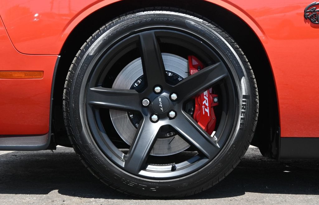 Used 2022 Dodge Challenger SRT Hellcat w/ Plus Package RWD image 9
