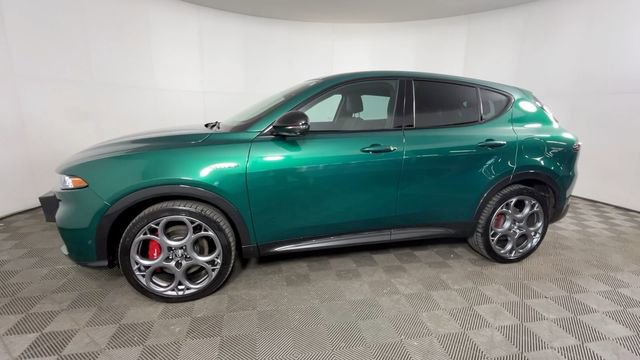 Used 2024 Alfa Romeo Tonale Ti AWD/4WD image 8