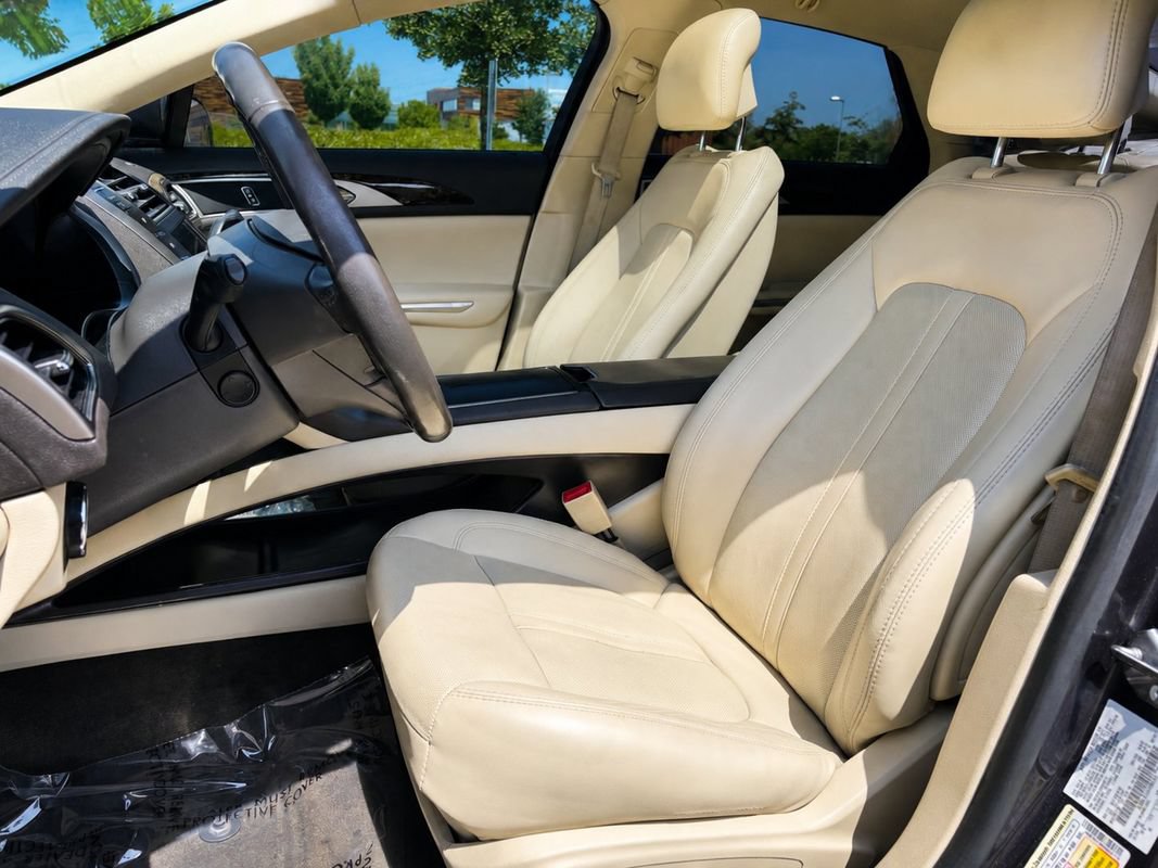 Used 2013 Lincoln MKZ Hybrid FWD image 9
