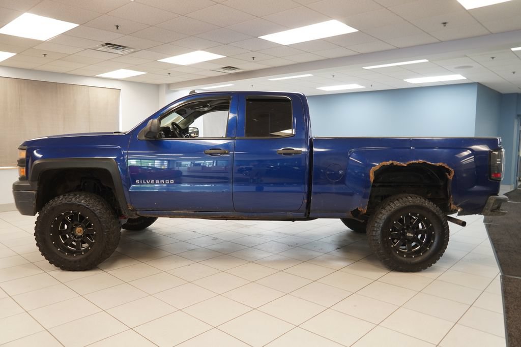 Used 2014 Chevrolet Silverado 1500 W/T w/ Trailering Package AWD/4WD image 2