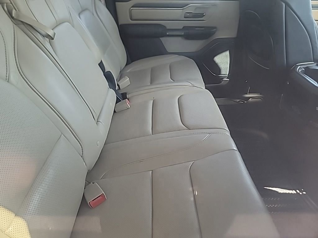 Used 2019 RAM 1500 Limited w/ Advanced Safety Group AWD/4WD image 9