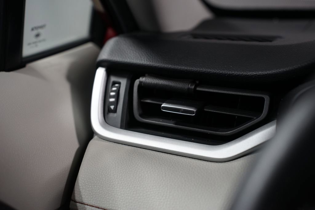 Certified 2021 Toyota RAV4 XLE Premium image 24