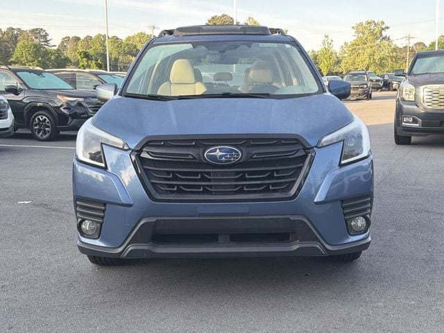 Used 2022 Subaru Forester Premium AWD/4WD image 7