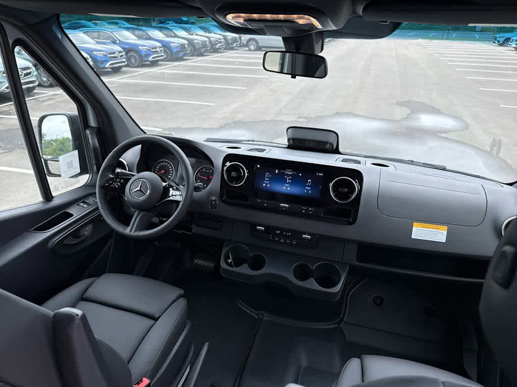 New 2025 Mercedes-Benz Sprinter 2500 image 12