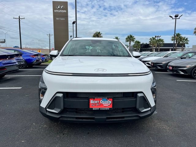 New 2026 Hyundai Kona SE FWD image 2