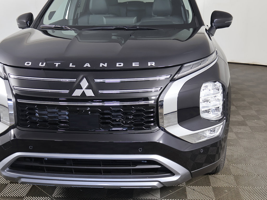 New 2026 Mitsubishi Outlander SE FWD image 16