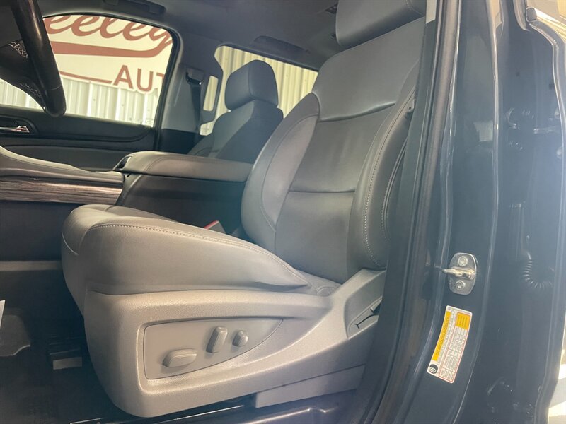 Used 2020 Chevrolet Suburban LT AWD/4WD image 14
