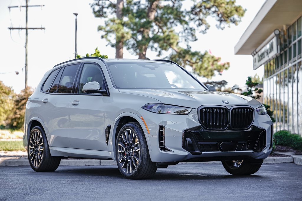 New 2026 BMW X5 xDrive50e w/ Executive Package