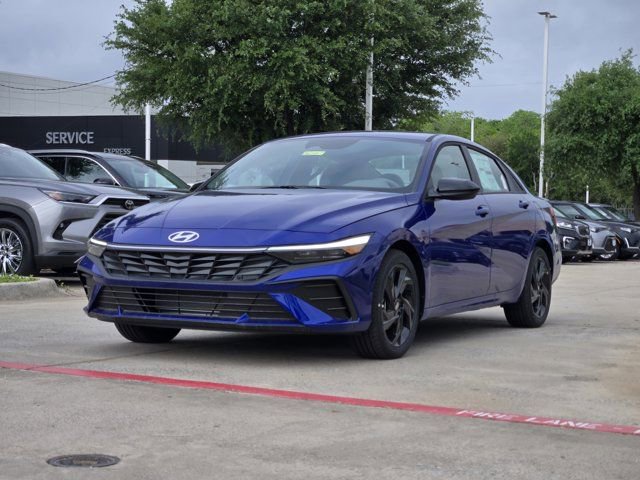 Certified 2026 Hyundai Elantra Sport FWD image 3