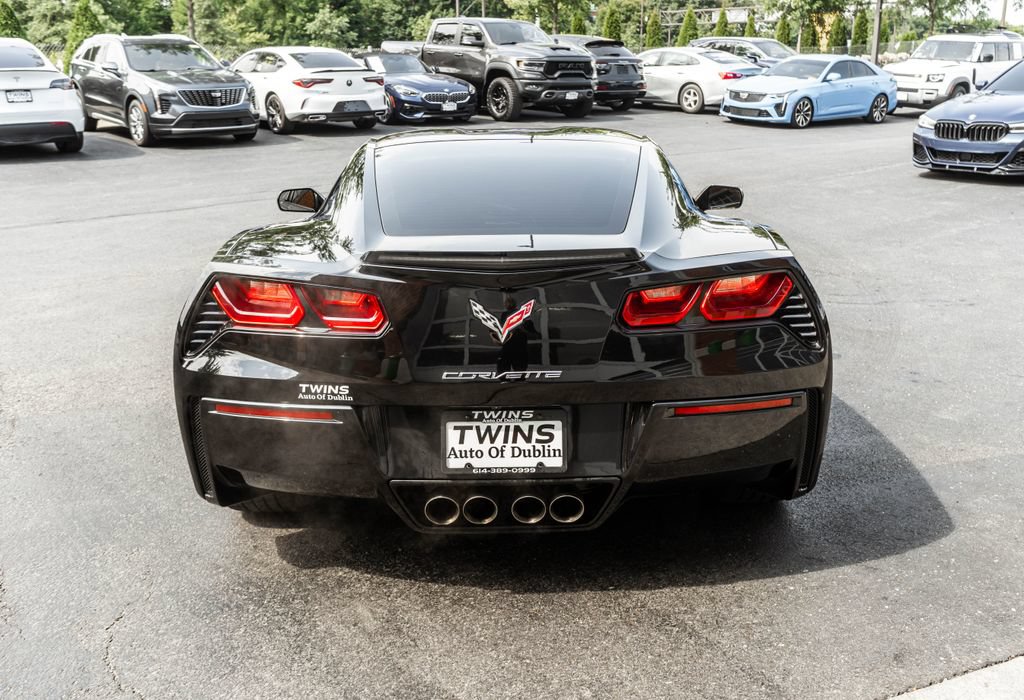 Used 2019 Chevrolet Corvette Stingray Coupe w/ 1LT RWD image 31