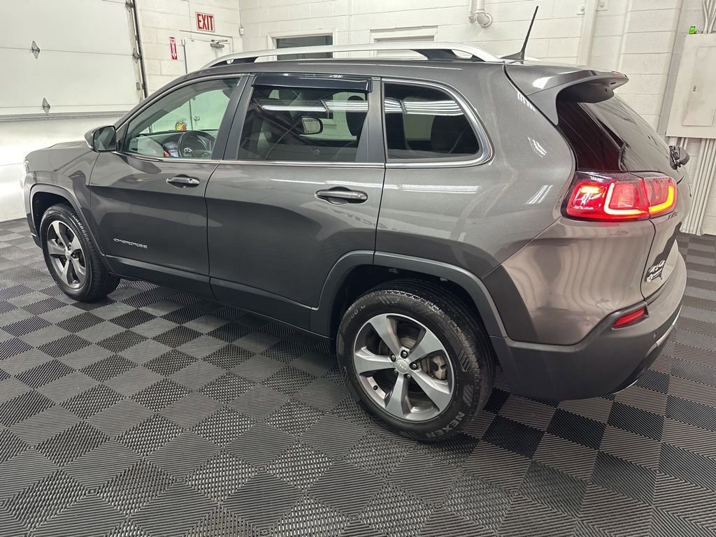 Used 2020 Jeep Cherokee Limited AWD/4WD image 7