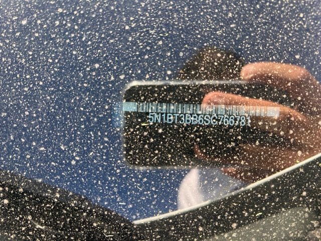 Used 2025 Nissan Rogue SV AWD/4WD image 5