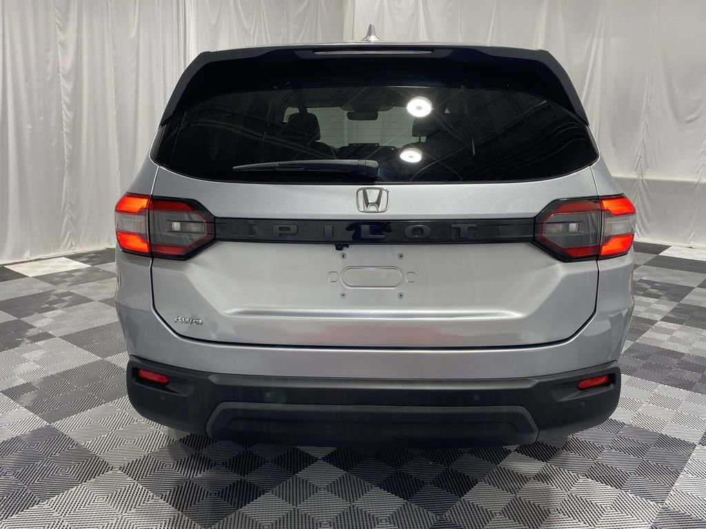 Used 2023 Honda Pilot EX-L image 3