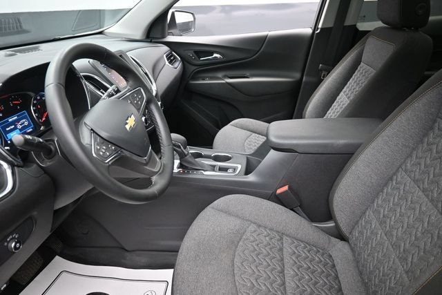 Used 2024 Chevrolet Equinox LT w/ LPO, Floor Liner Package FWD image 16
