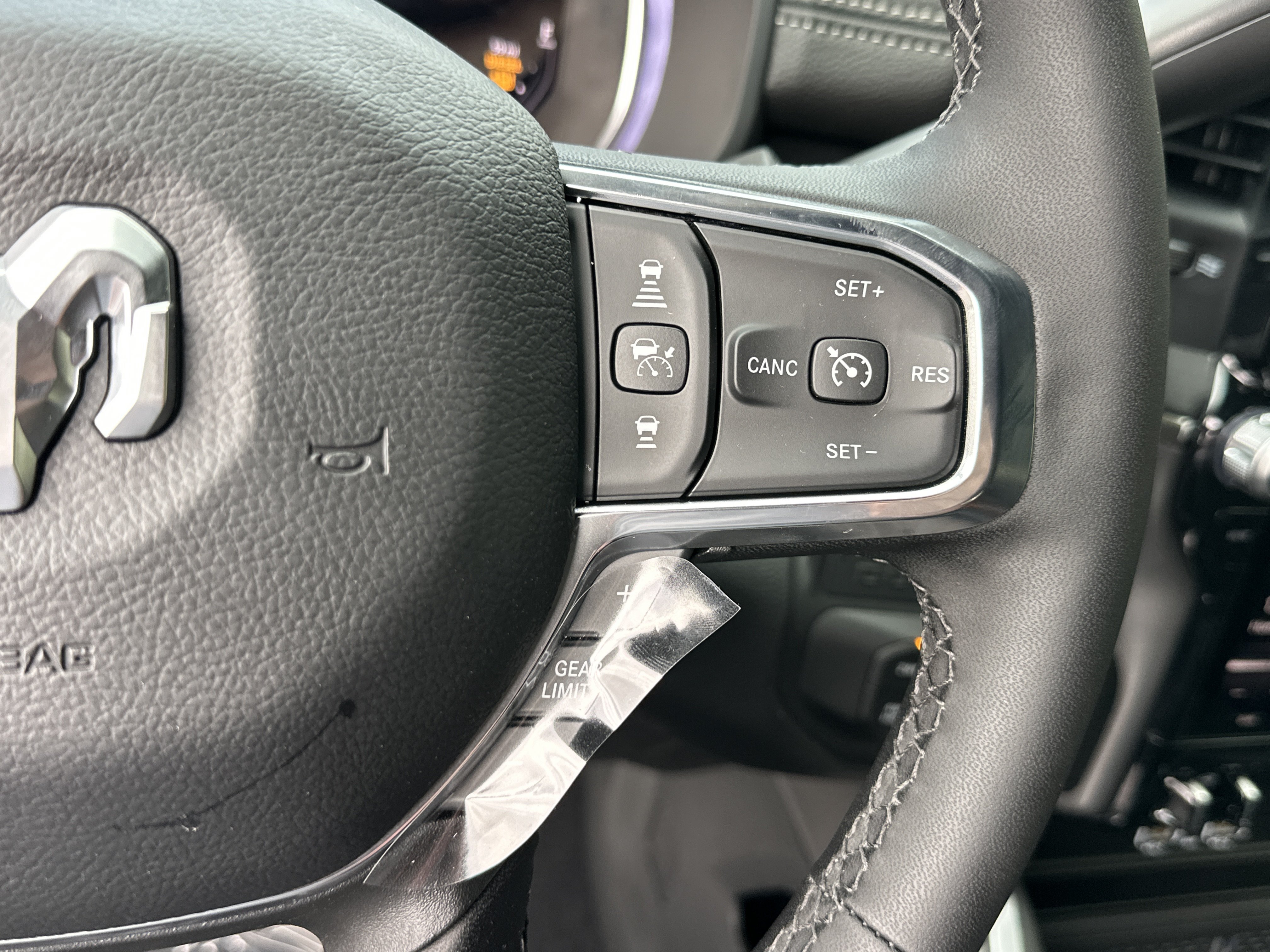 New 2027 RAM 3500 Laramie AWD/4WD image 10