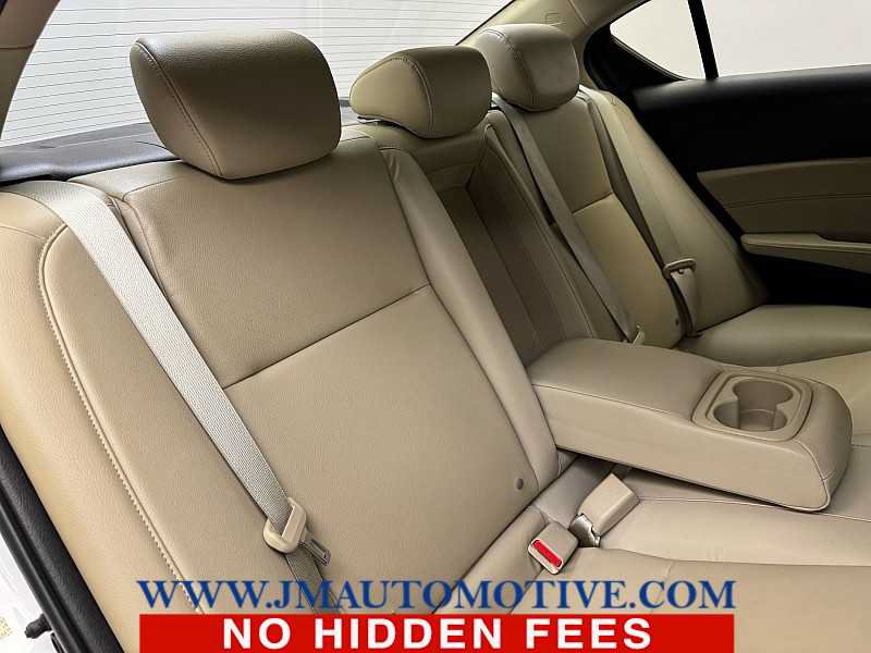 Used 2017 Acura ILX FWD image 19