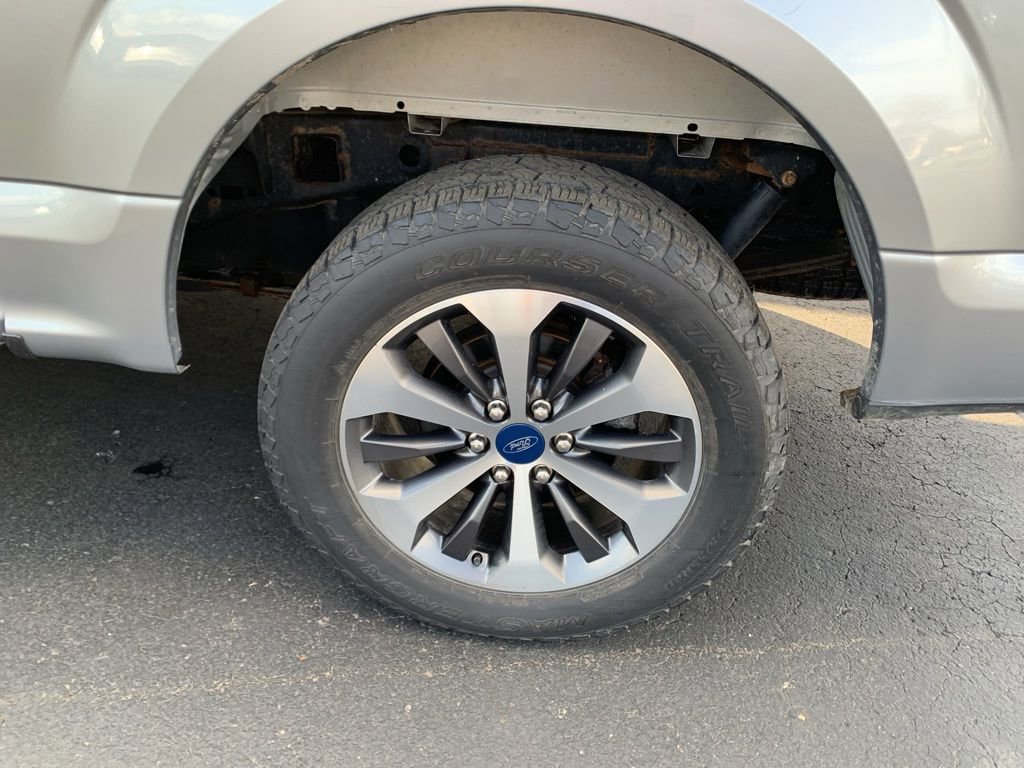 Used 2020 Ford F150 XL w/ Equipment Group 101A Mid AWD/4WD image 12
