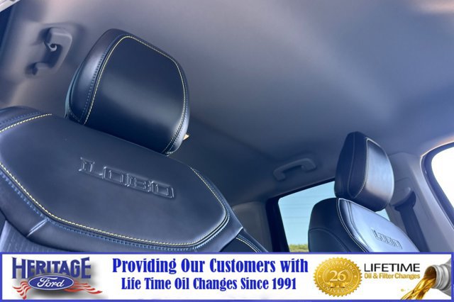 Used 2025 Ford Maverick Lobo AWD/4WD image 16
