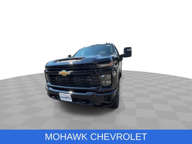 Used 2024 Chevrolet Silverado 2500 Custom w/ Custom Value Package AWD/4WD image 3