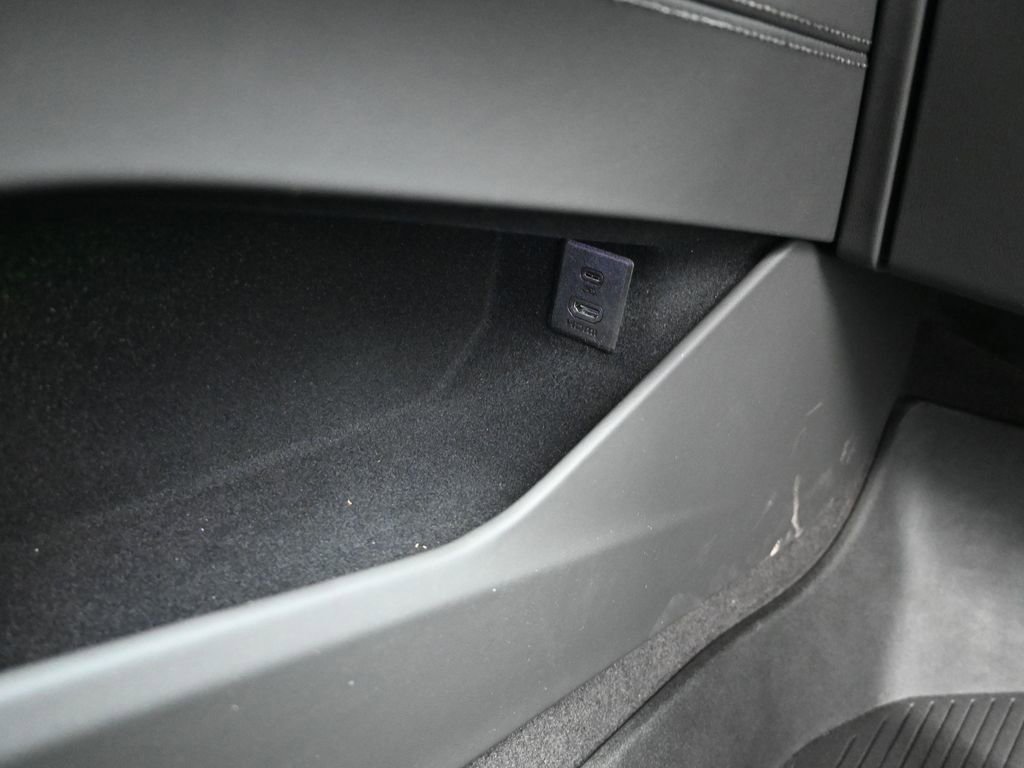 New 2025 Cadillac Escalade Premium Luxury w/ Touring Package image 23