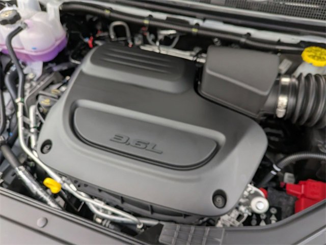 New 2026 Chrysler Pacifica Select w/ S Appearance Package image 31