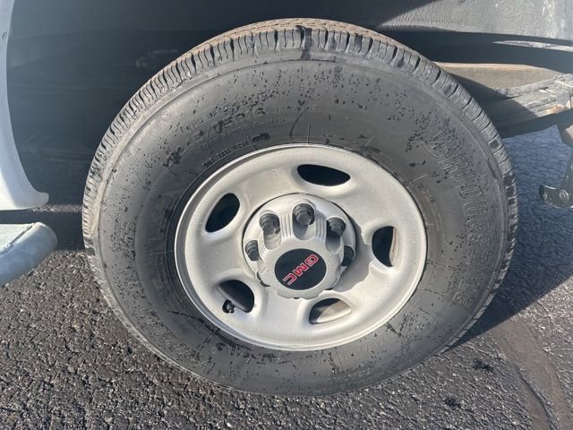 Certified 2023 GMC Savana 2500 w/ Driver Convenience Package image 11