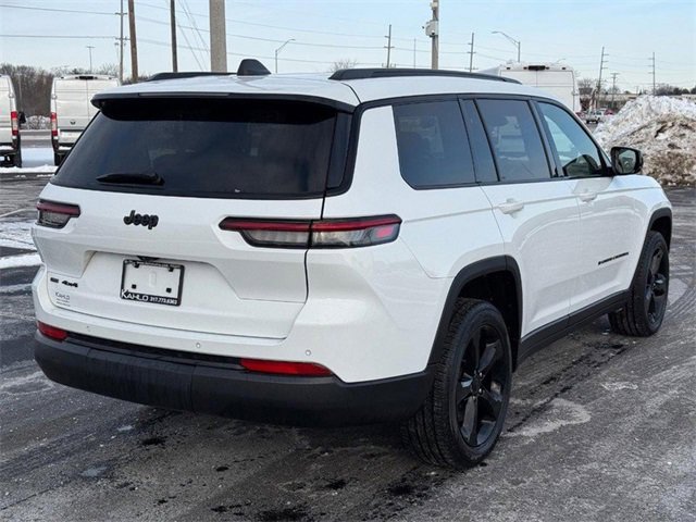 Certified 2022 Jeep Grand Cherokee L Altitude image 3