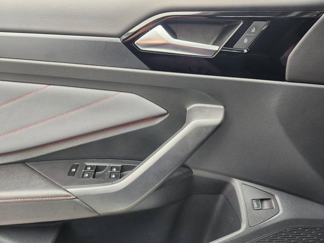 Used 2025 Volkswagen Jetta GLI Autobahn image 24