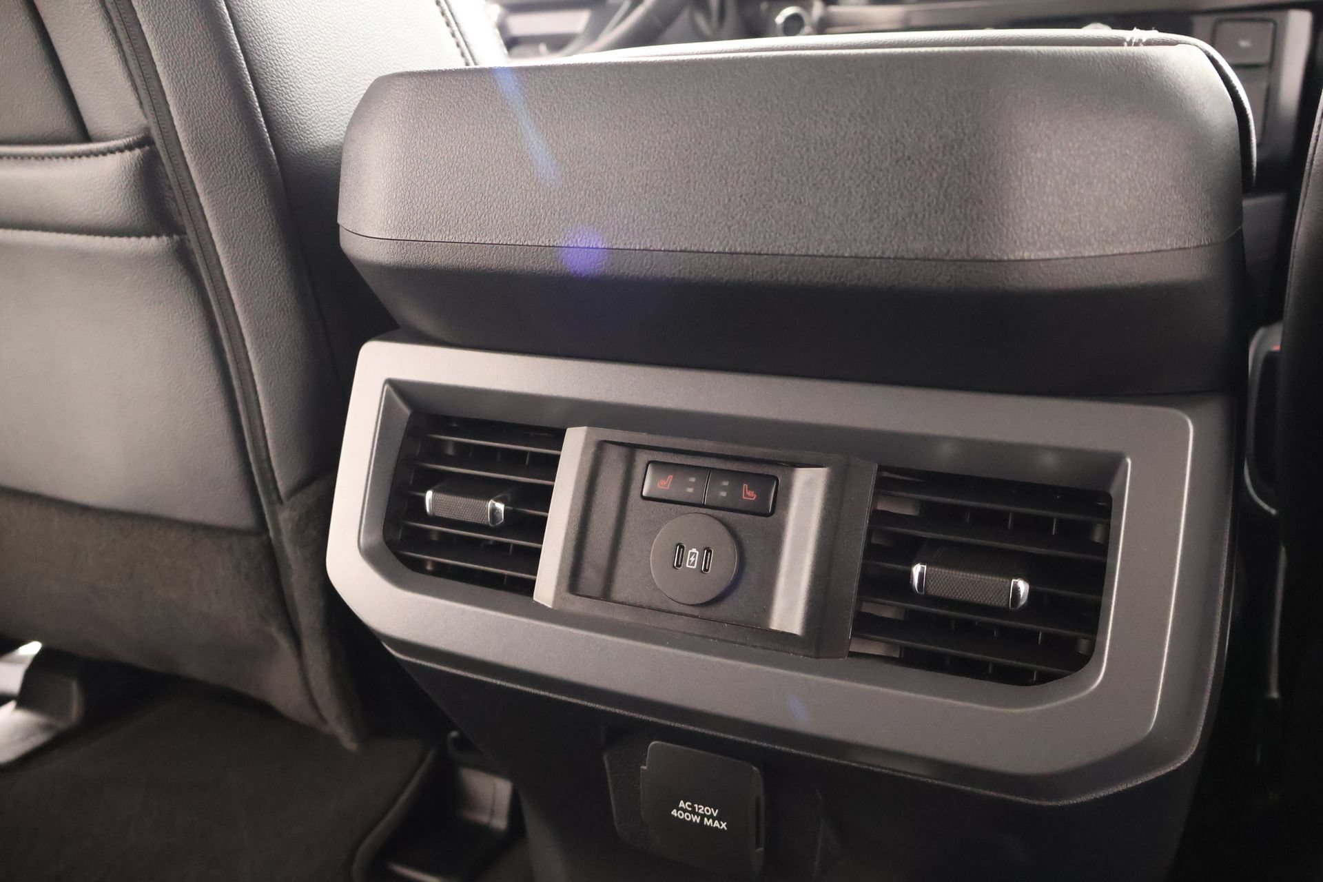 Used 2025 Ford F250 Lariat w/ Lariat Ultimate Package AWD/4WD image 16