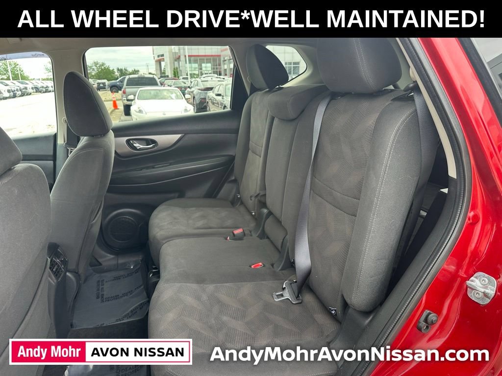 Used 2016 Nissan Rogue SV AWD/4WD image 24