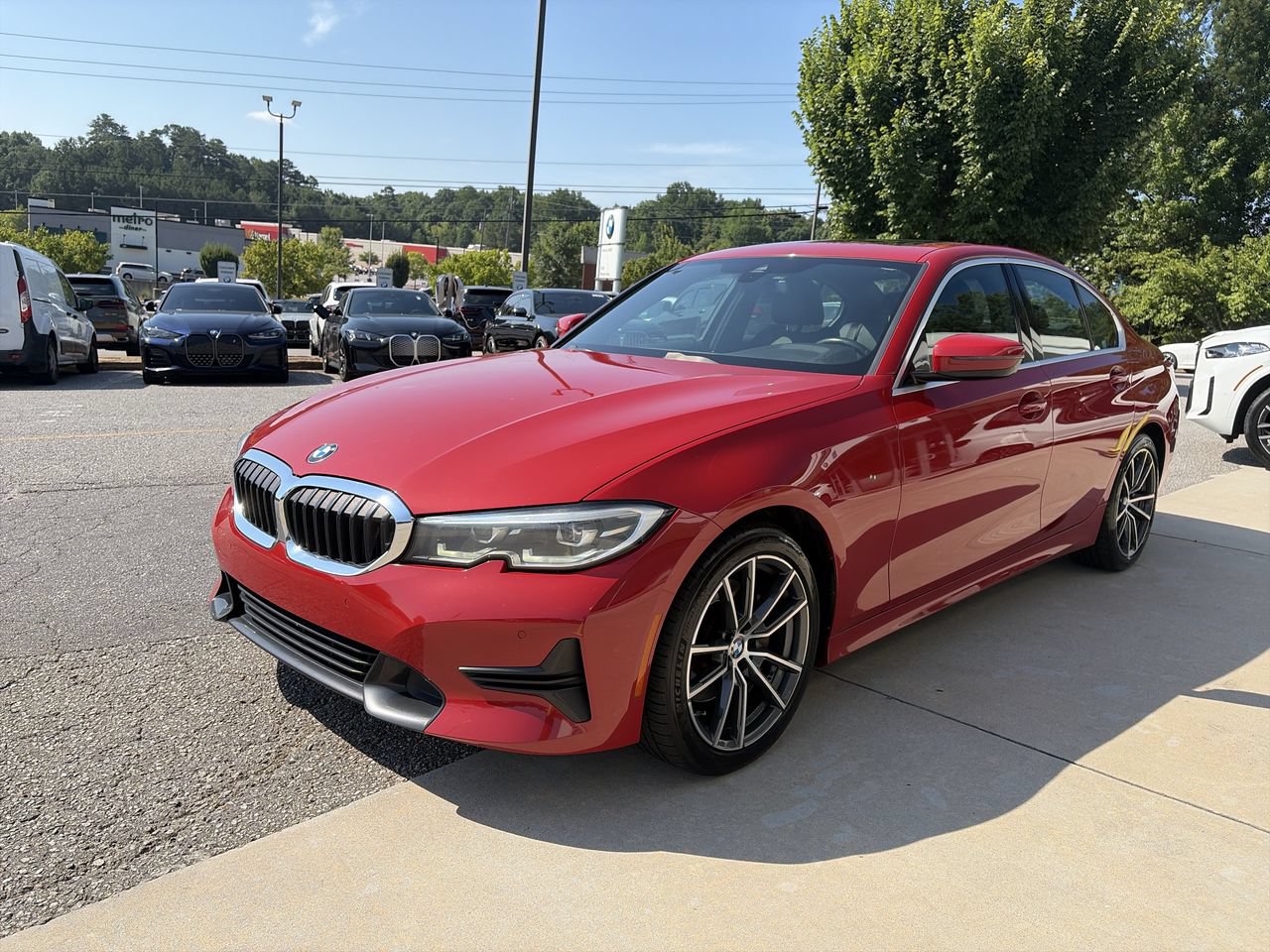 Used 2021 BMW 330i Sedan w/ Convenience Package RWD image 4