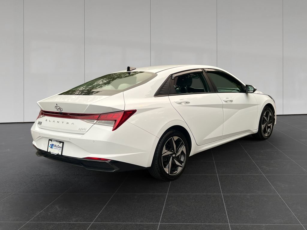 Used 2023 Hyundai Elantra Limited FWD image 5