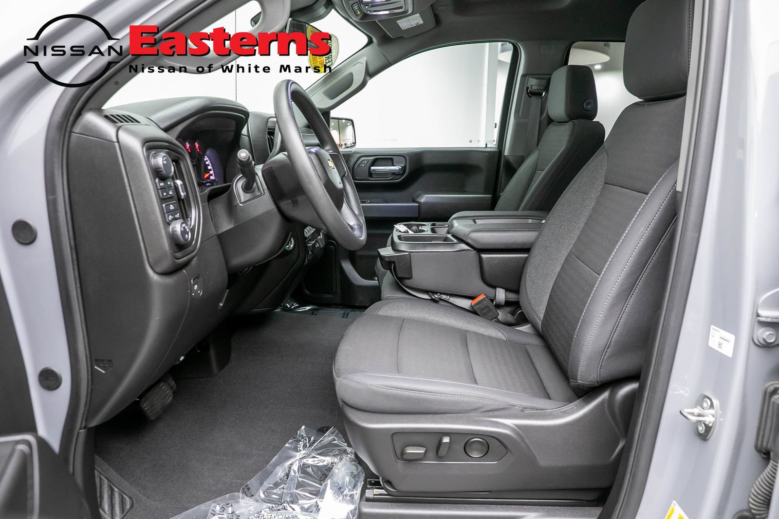 Used 2024 Chevrolet Silverado 1500 Custom AWD/4WD image 14