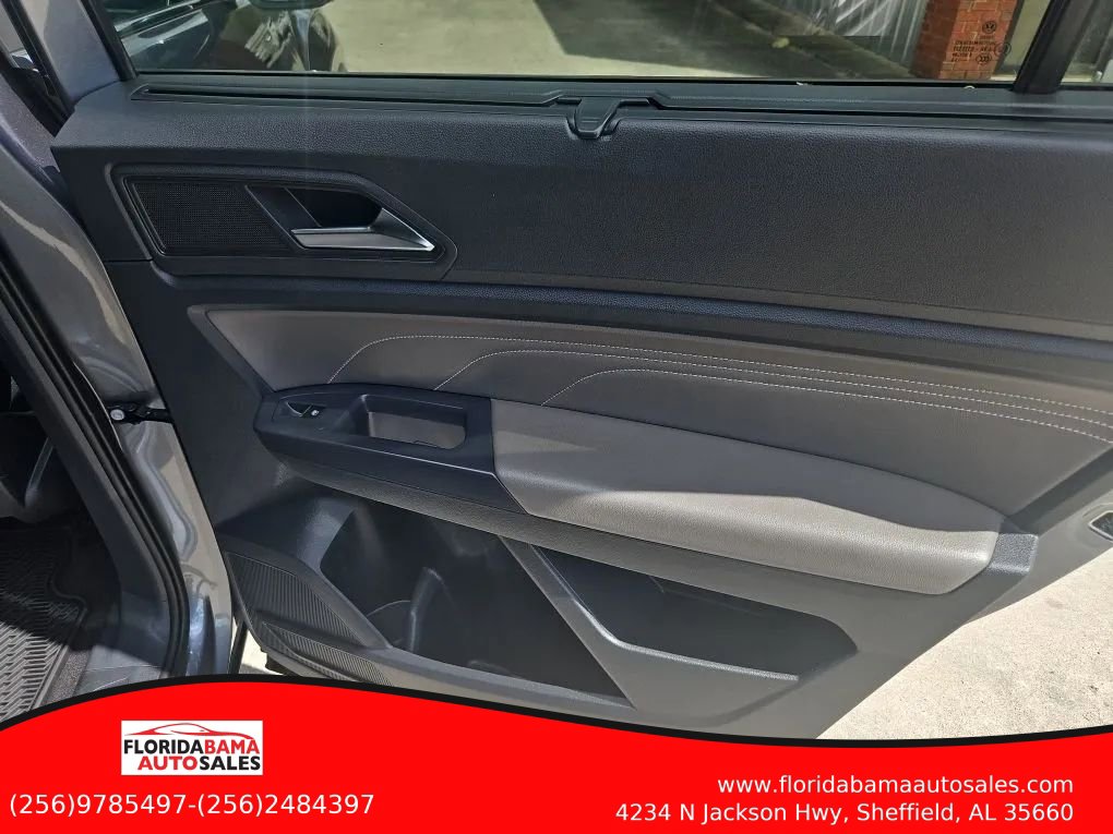 Used 2021 Volkswagen Atlas SEL AWD/4WD image 7