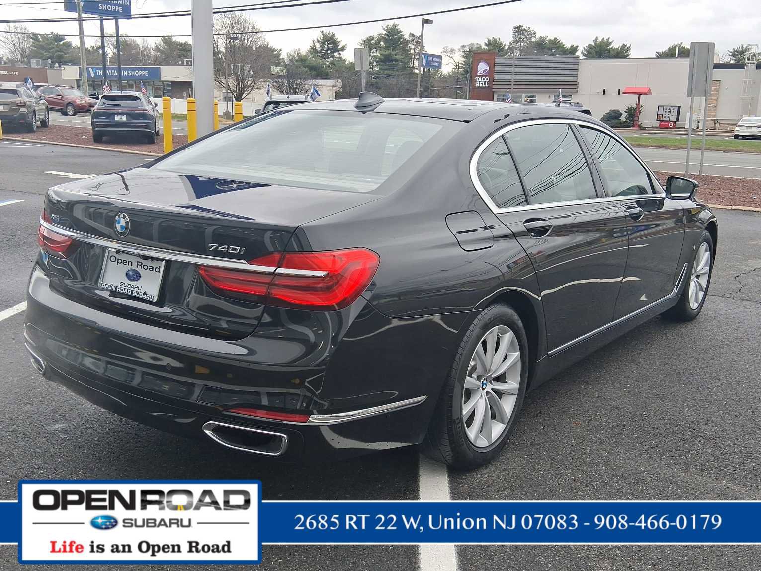 Used 2018 BMW 740i xDrive image 7