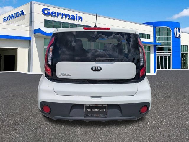 Used 2018 Kia Soul FWD image 6