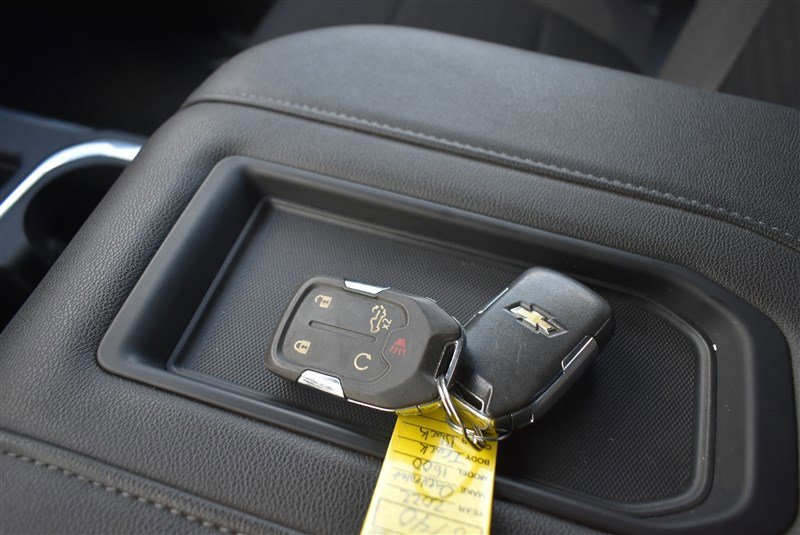 Used 2022 Chevrolet Silverado 1500 LT Trail Boss w/ Safety Package AWD/4WD image 24