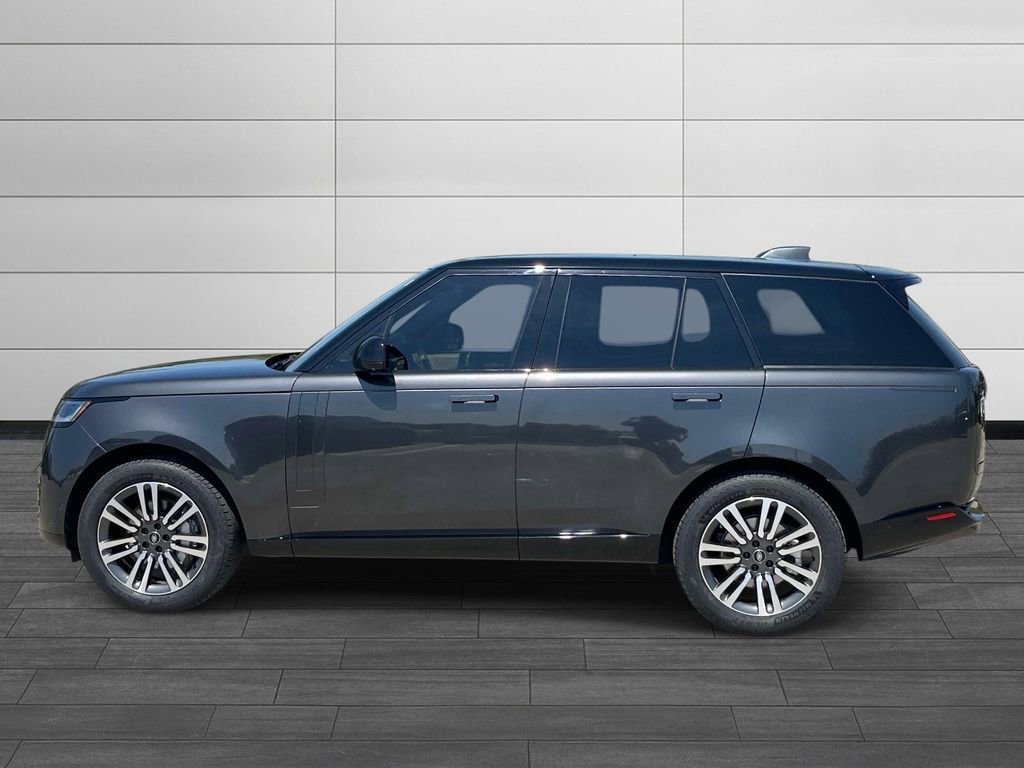 Used 2023 Land Rover Range Rover SE AWD/4WD image 2