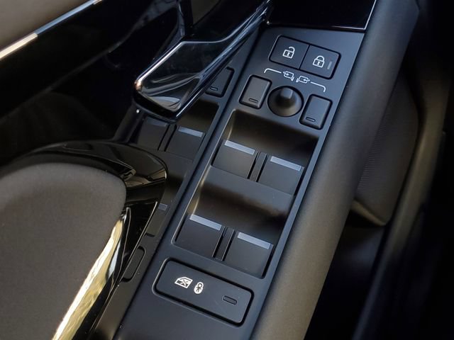 New 2026 Land Rover Range Rover Evoque Dynamic SE AWD/4WD image 22