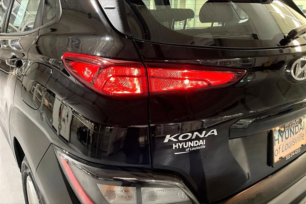 Used 2023 Hyundai Kona SE image 22