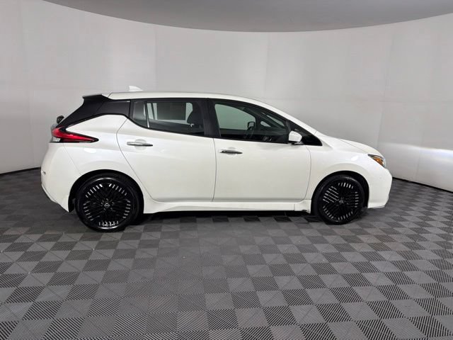 Used 2024 Nissan Leaf SV Plus FWD image 17