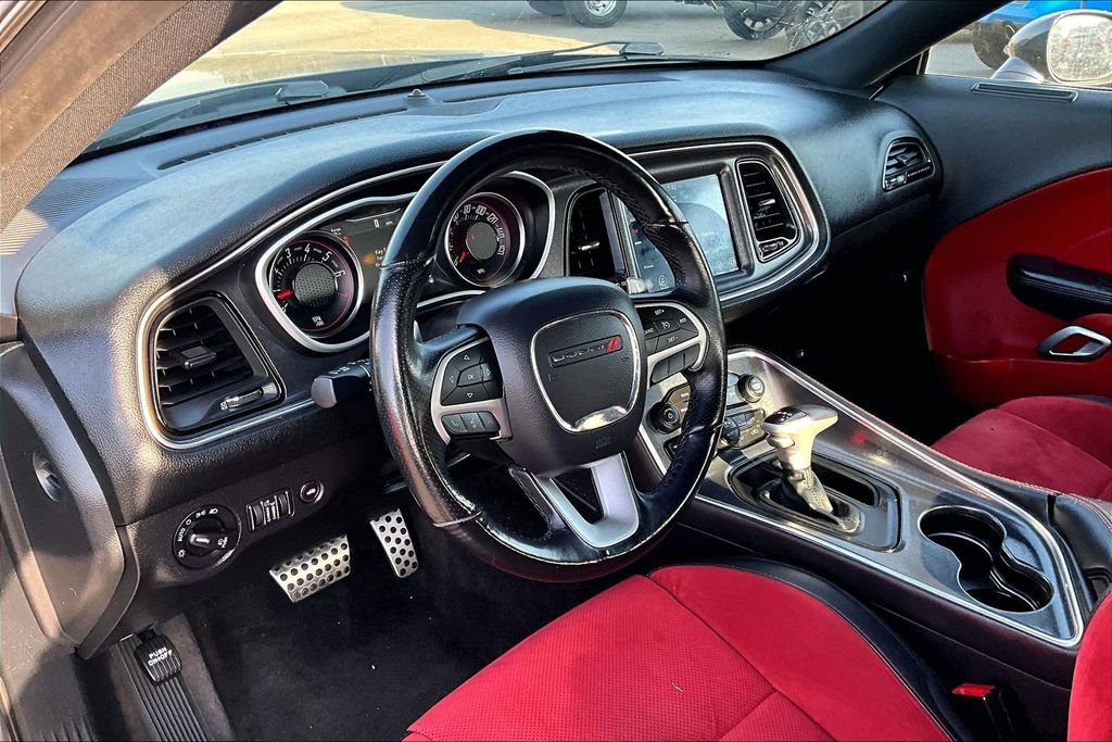 Used 2017 Dodge Challenger GT w/ Driver Convenience Group image 13