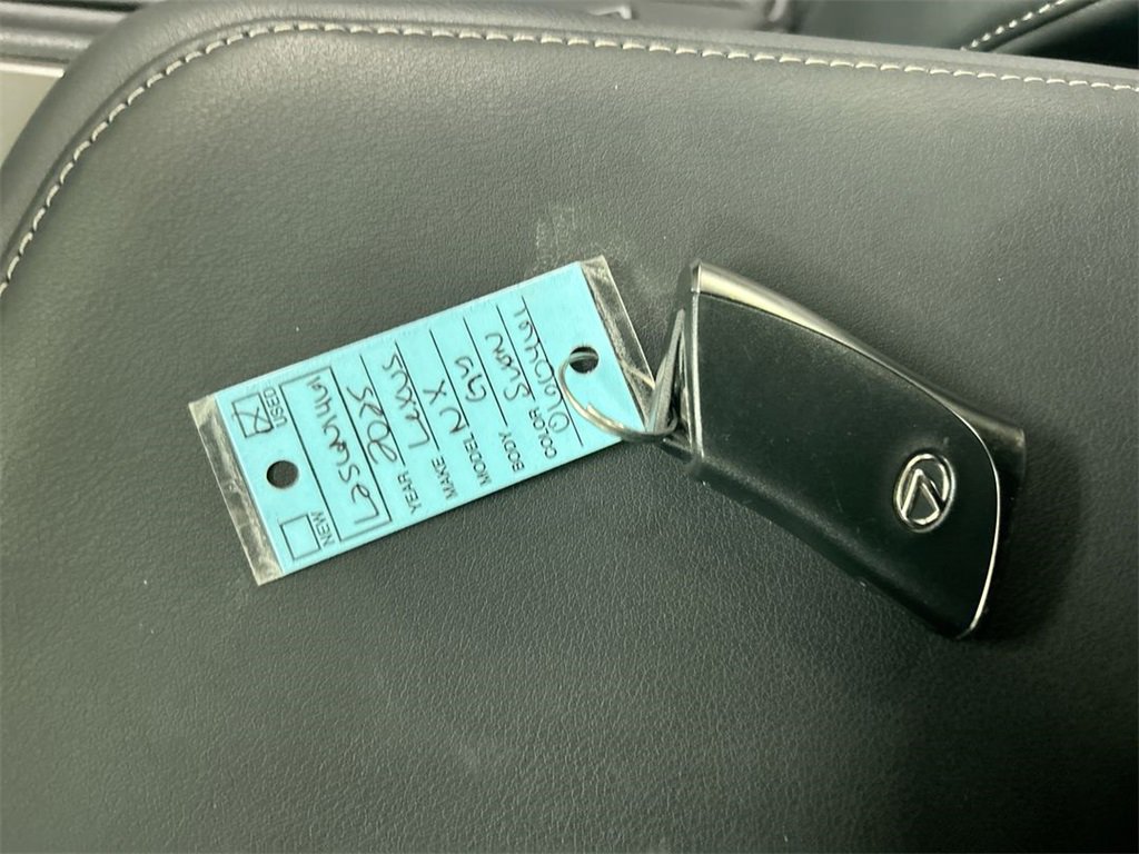 Used 2025 Lexus NX 350 F Sport image 12