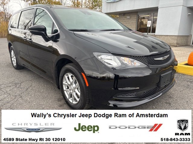 New 2026 Chrysler Voyager LX