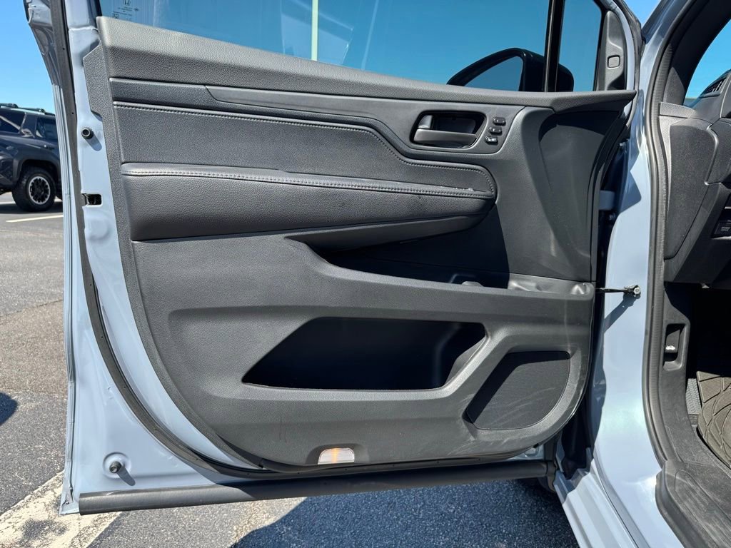 Used 2023 Honda Odyssey Sport image 15