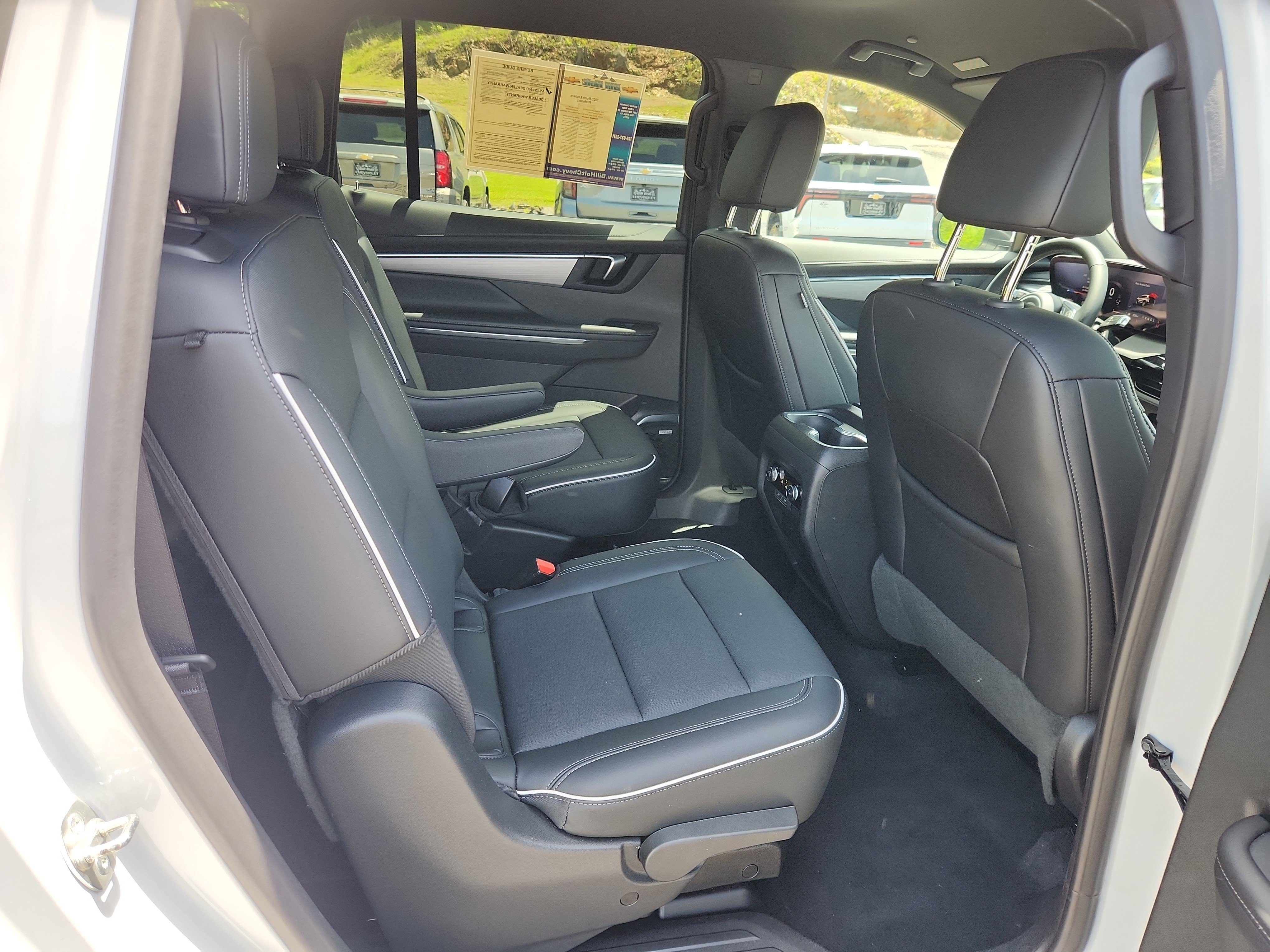 Used 2025 Buick Enclave Preferred FWD image 43