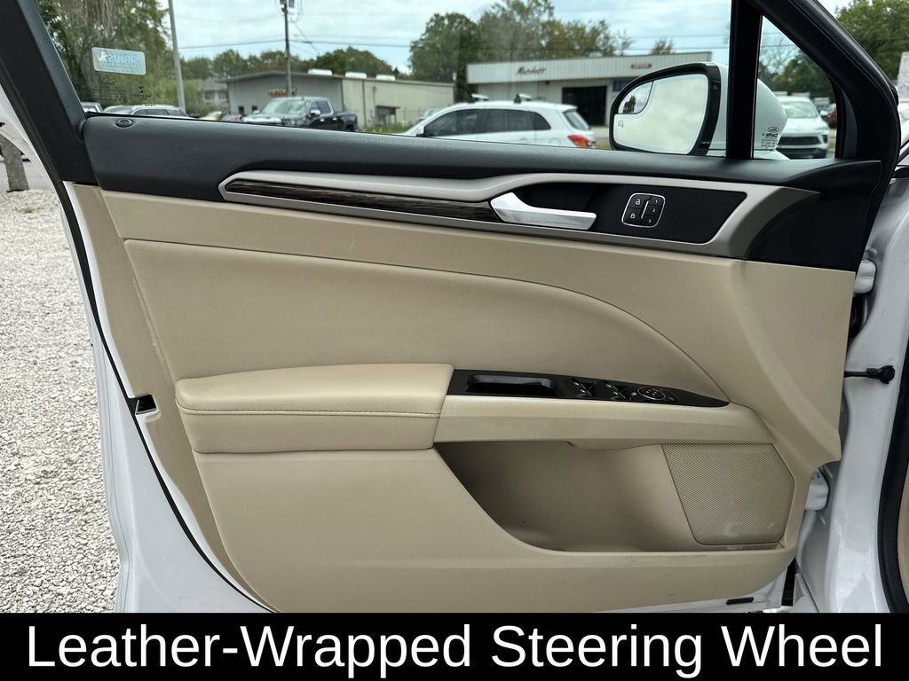 Used 2013 Ford Fusion SE image 10