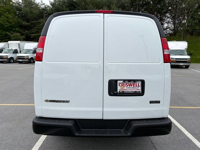 New 2026 Chevrolet Express 2500 w/ Driver Convenience Package RWD image 6